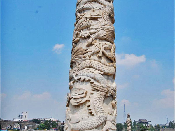 曲阜古建筑雕刻龙柱